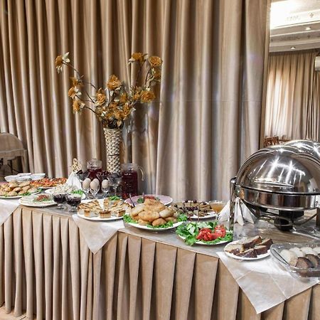 Nur M Hotel Tasken Kültér fotó