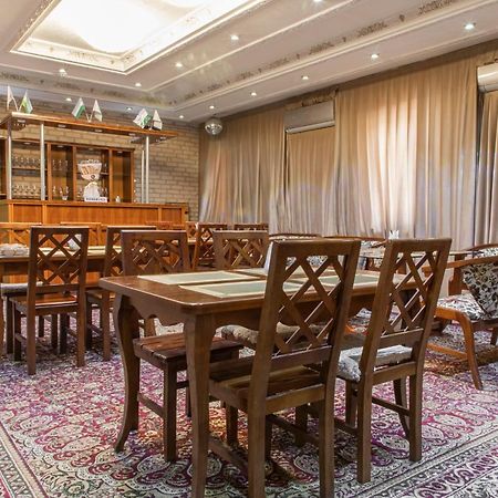 Nur M Hotel Tasken Kültér fotó