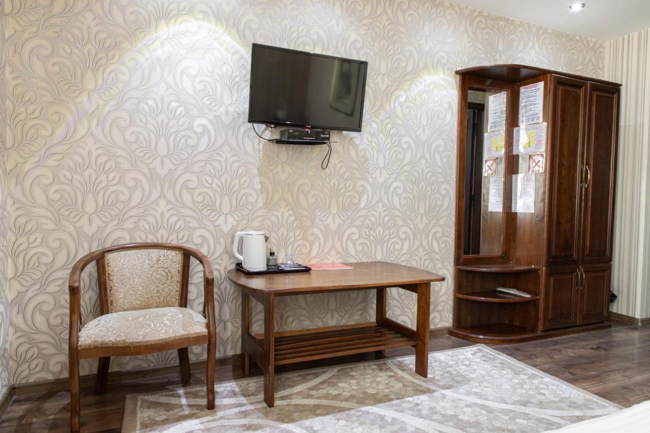 Nur M Hotel Tasken Kültér fotó