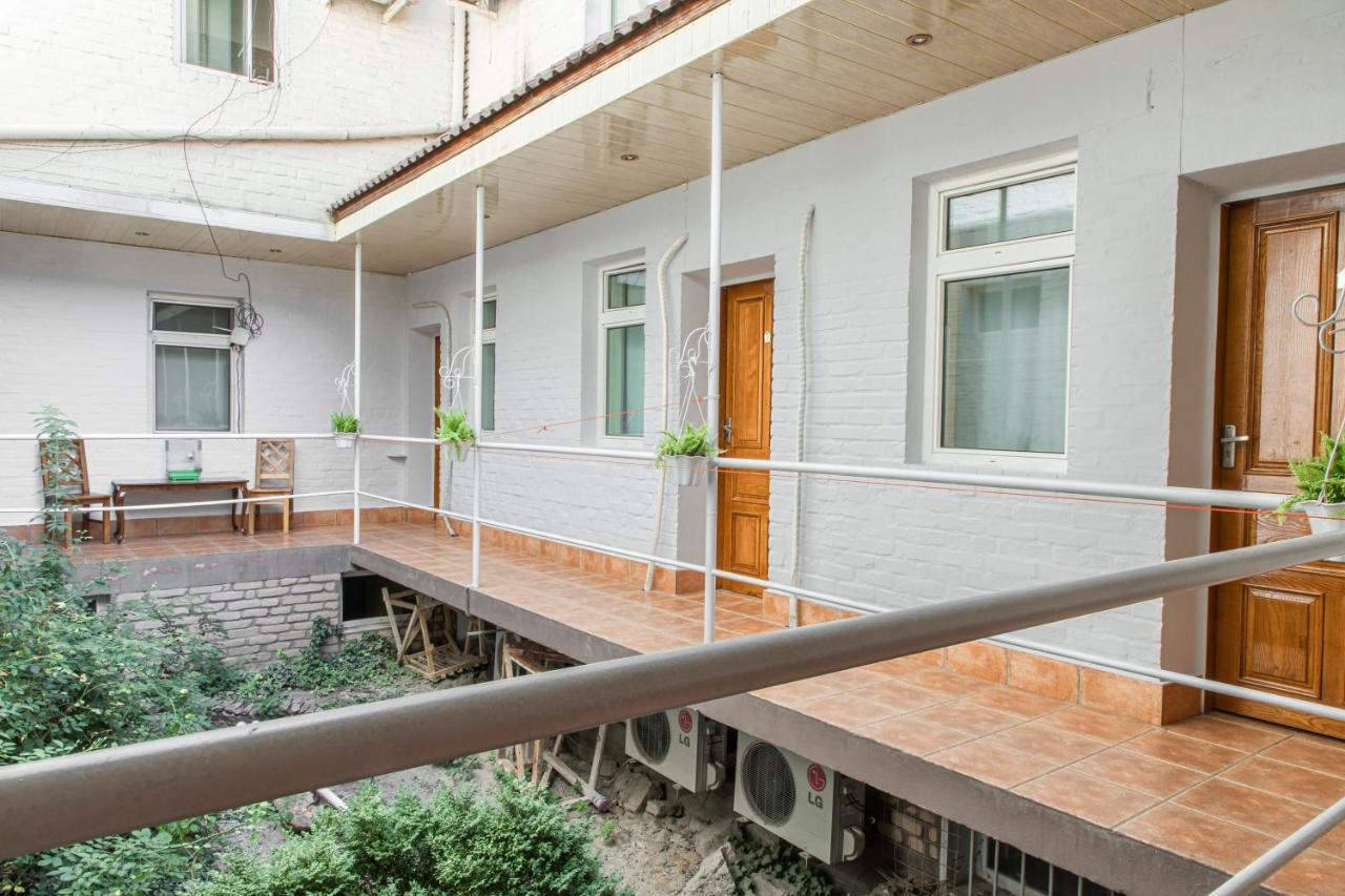 Nur M Hotel Tasken Kültér fotó