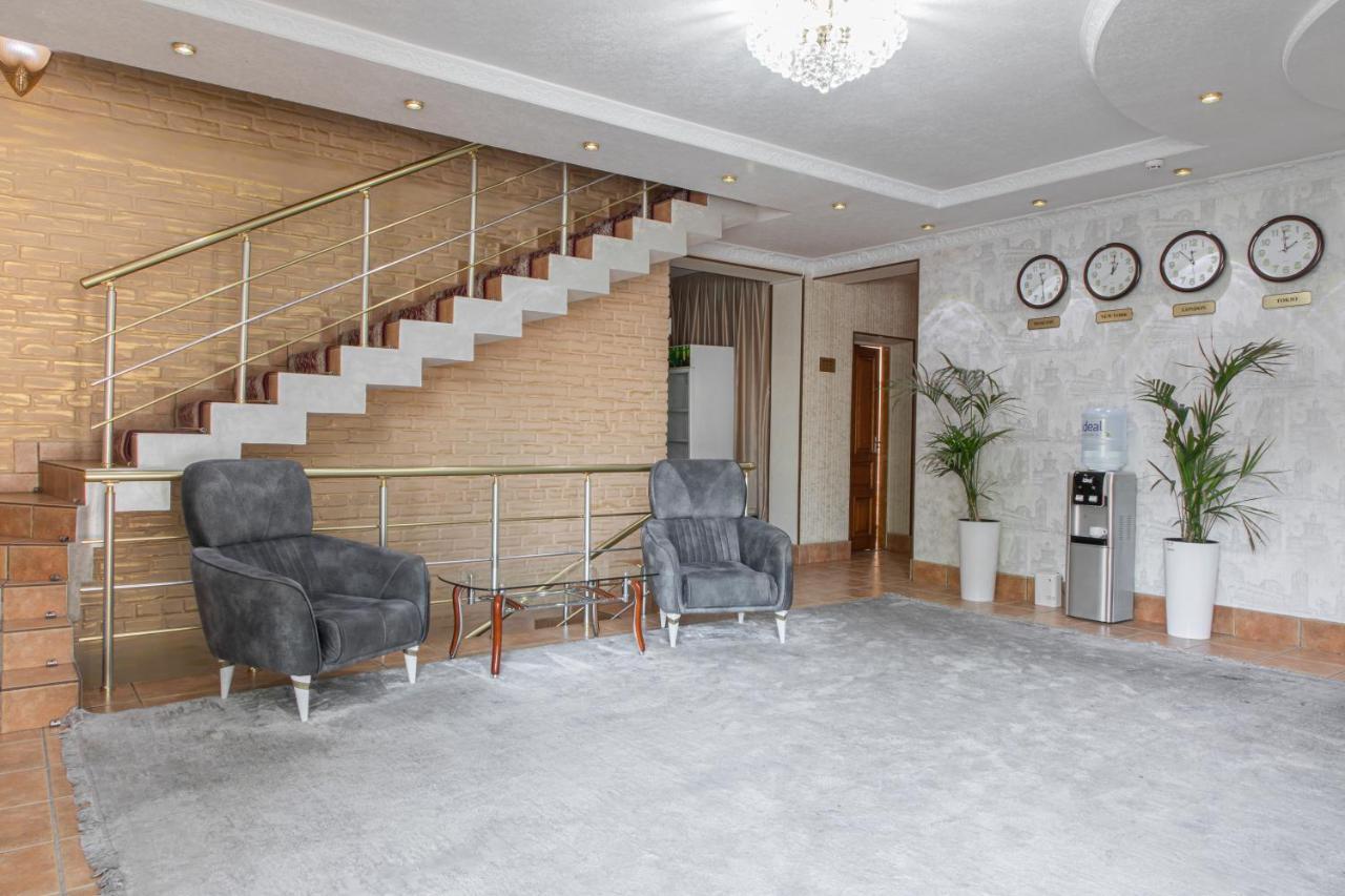 Nur M Hotel Tasken Kültér fotó